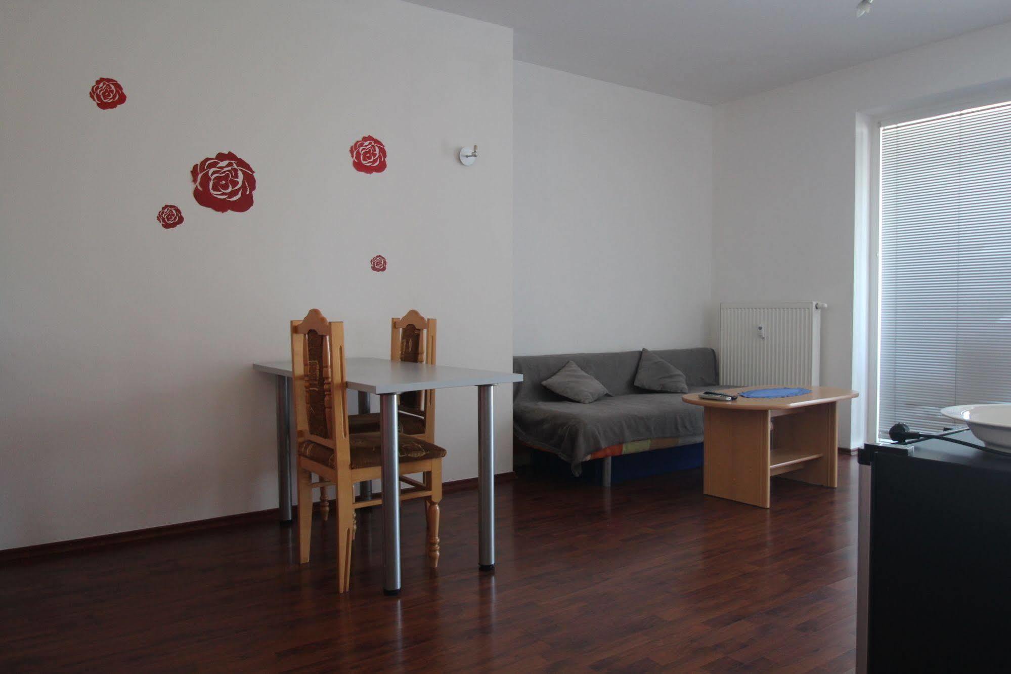 Apartman Halex Centrum City Aupark Piest'any Exterior photo